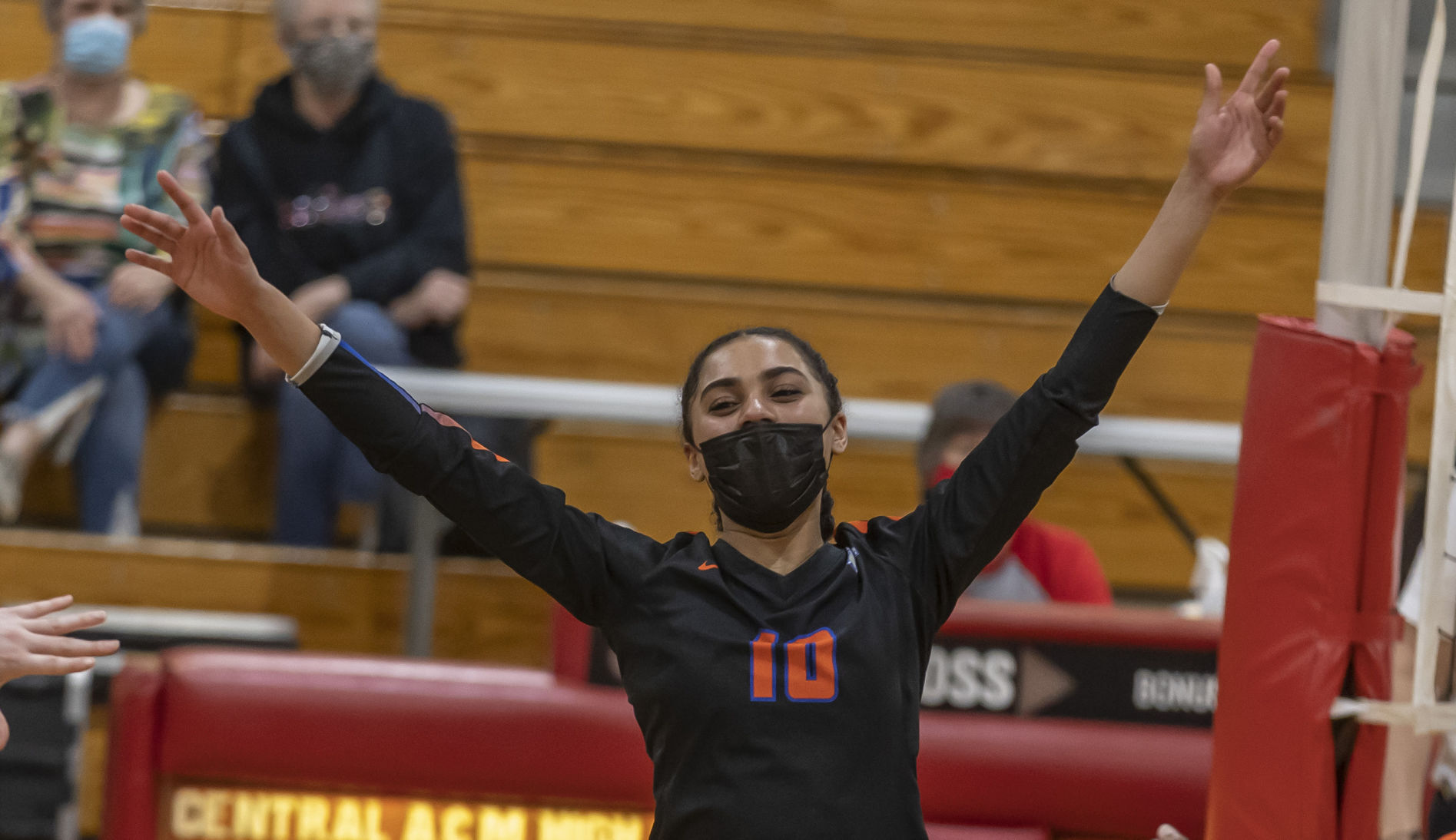 ST Teresa at Central AM volleyball gallery 36 032521.JPG